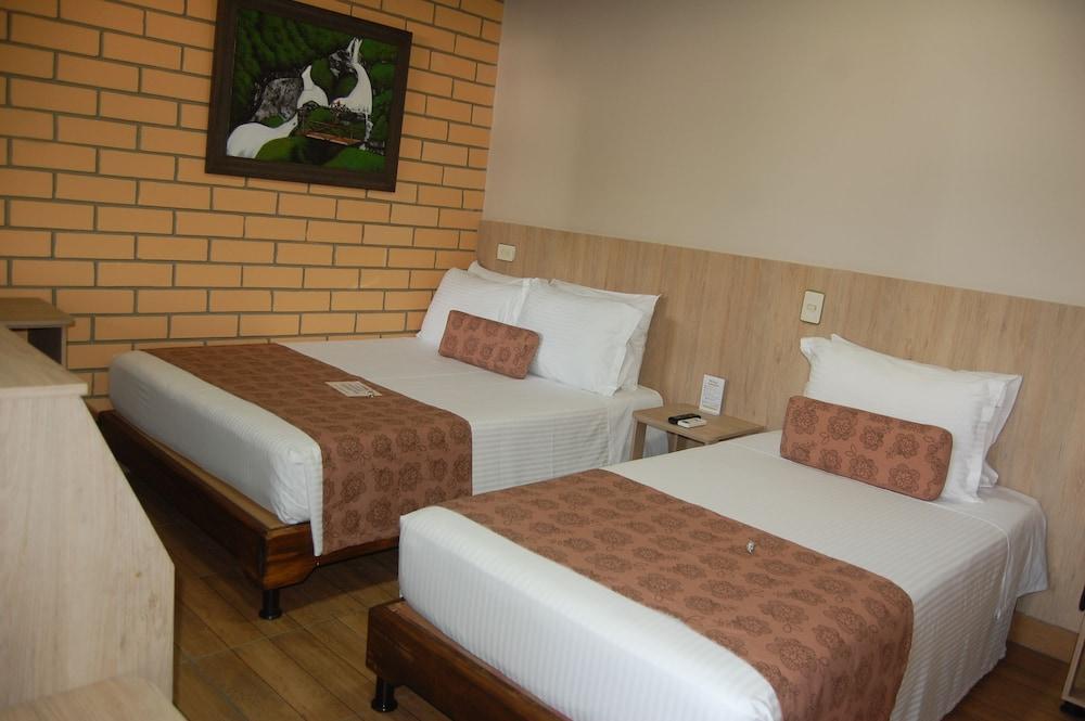 Hotel Provenza Garden Medellin Exterior photo